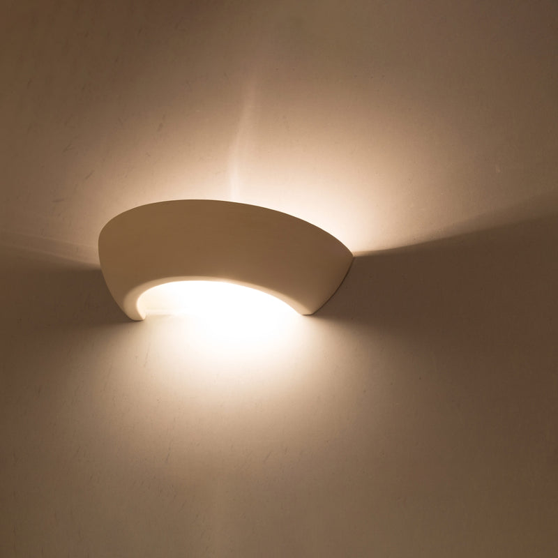 OSKAR ceramic wall light