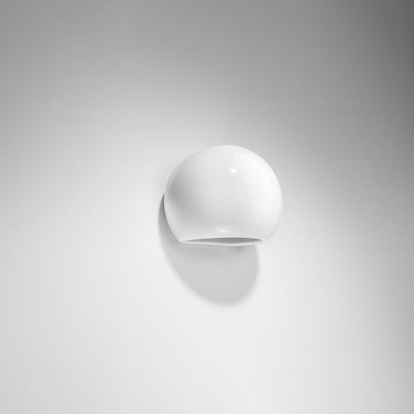 Lacquered wall light GLOBE glossy white