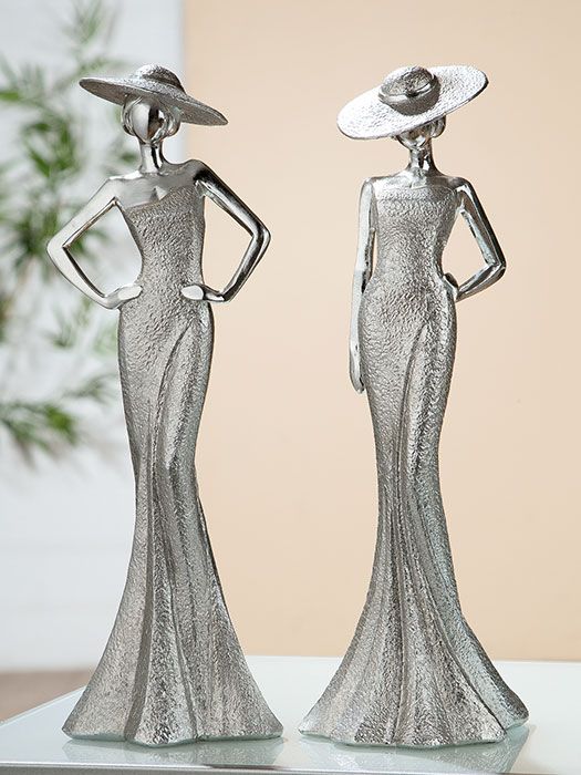 Set of 2 Poly Lady Diva with hands on hips - Elegant figures in silver colors