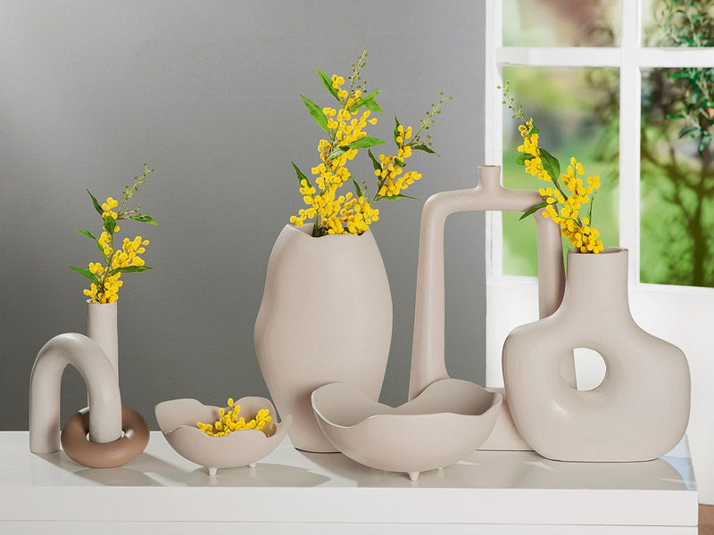 Designer vase 'Helena' made of aluminum with felt gliders - modern home accessory