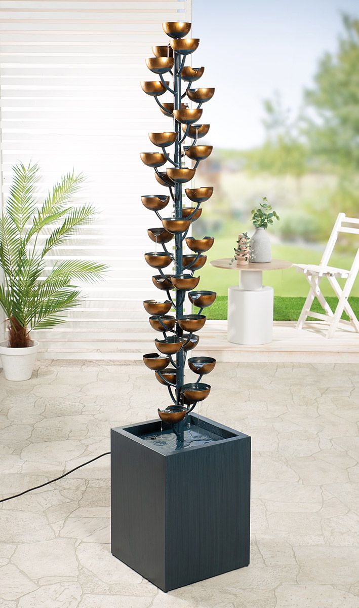 Exquisite Kupfer-Schalen-Brunnen - Handgefertigter Metall Zink Brunnen mit 36 Schalen für ein beeindruckendes Wasserspiel