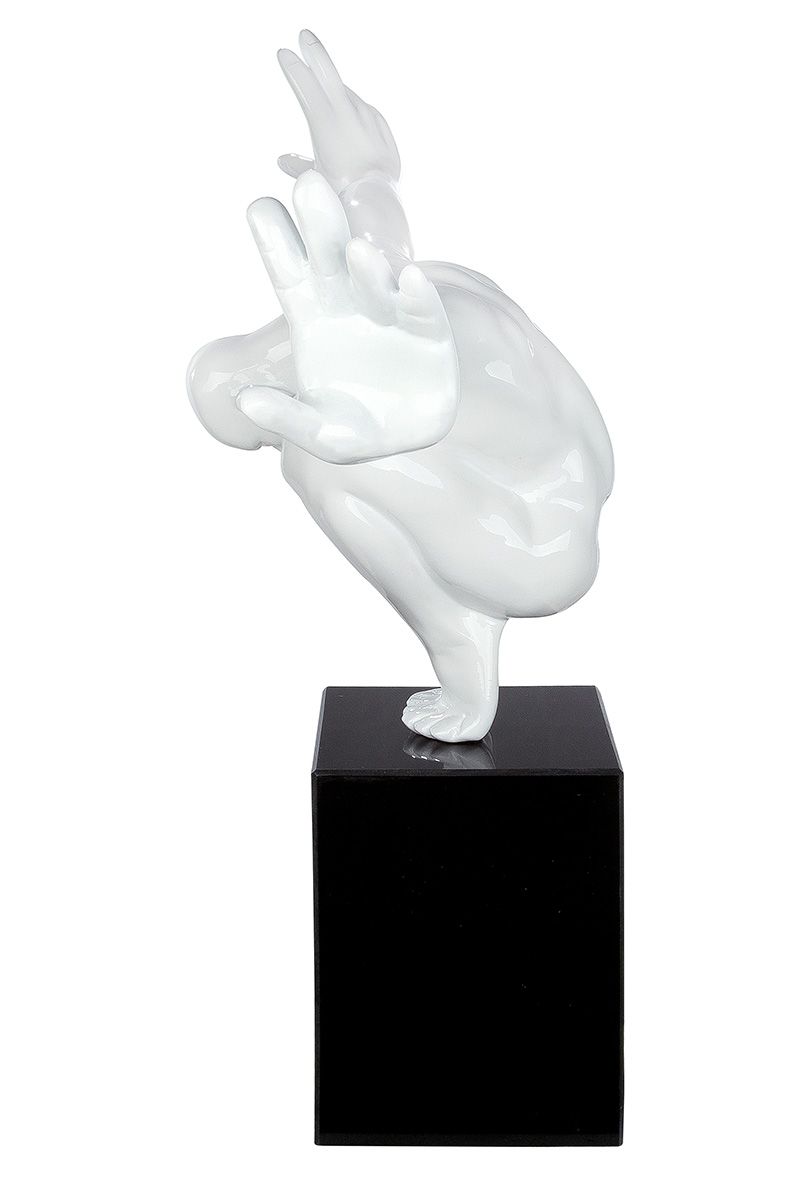 Eindrucksvolle Skulptur "Cliffhanger" in Weiß Schwarz aus Kunstharz und Marmor