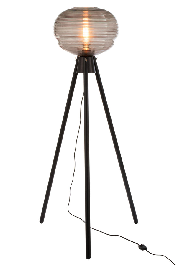 Handgemaakte vloerlamp Teri van hout met driepootframe in zwart en lampenkap van grijs glas