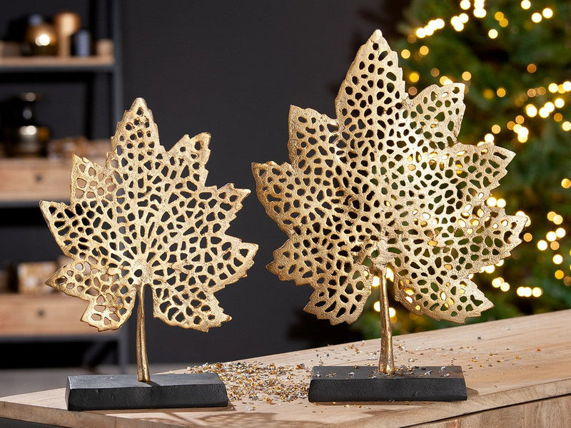 Elegant aluminium sculptuur 'Leaf' in twee maten - goudkleurig kunstwerk met zwarte voet