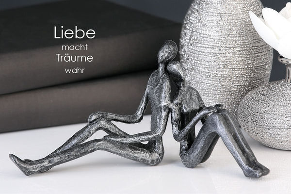 Exclusieve sculptuur Dream dreaming liefdevol paar gemaakt van ijzer zilver antieke finish met spreuk liefde maakt dromen waar