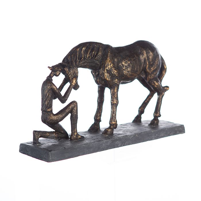 Sculptuur Begrip - Bronskleurige voorstelling van een paard met ruiter op grijs voetstuk inclusief spreuk hanger