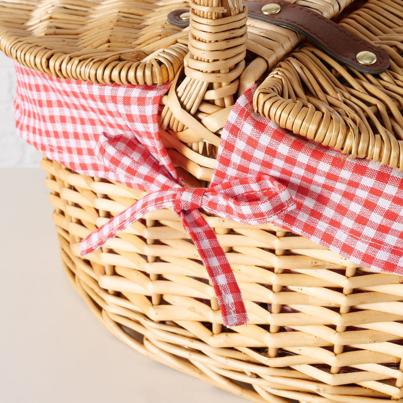 Handwoven picnic basket Denya with checked lining