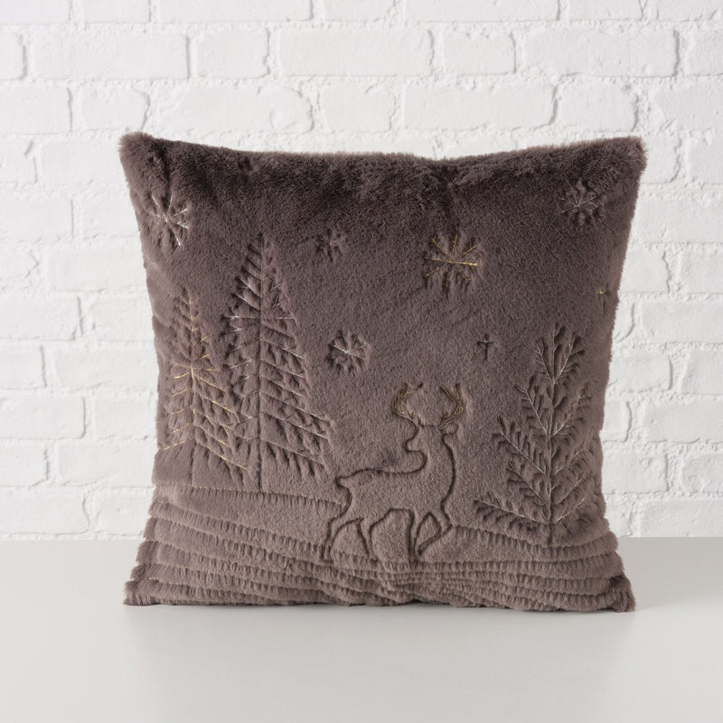 Winter decorative cushion with deer motif in beige - 45x45 cm