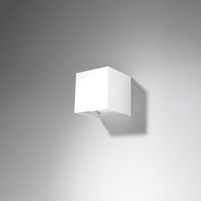 Wall light LUCA white LED IP54