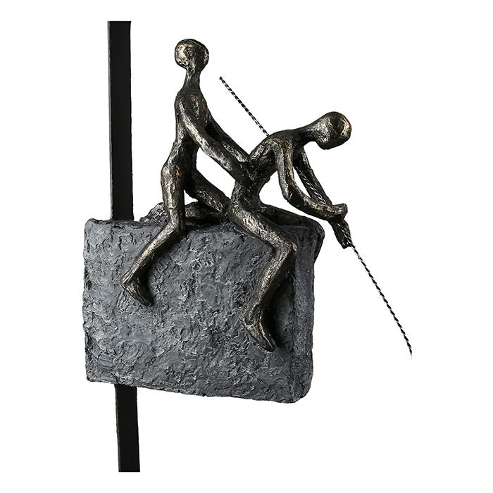 Moderne kunst sculptuur 'Experience' met een inspirerende spreuk en een bronzen afwerking gemaakt van hars en metaal