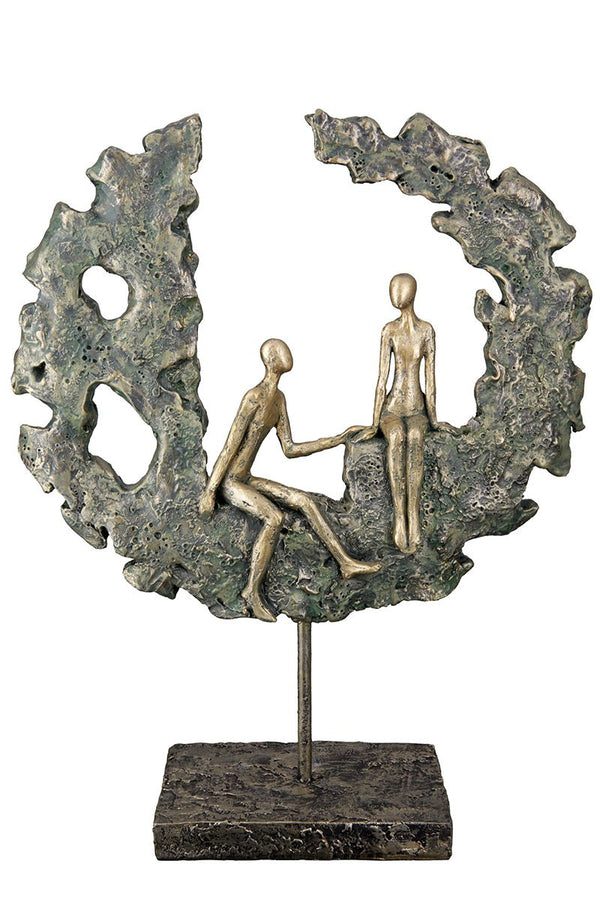 Handgemaakte polysculptuur "Hold Your Hand" - liefdevol paar in ring, groen/antiek goud kleur