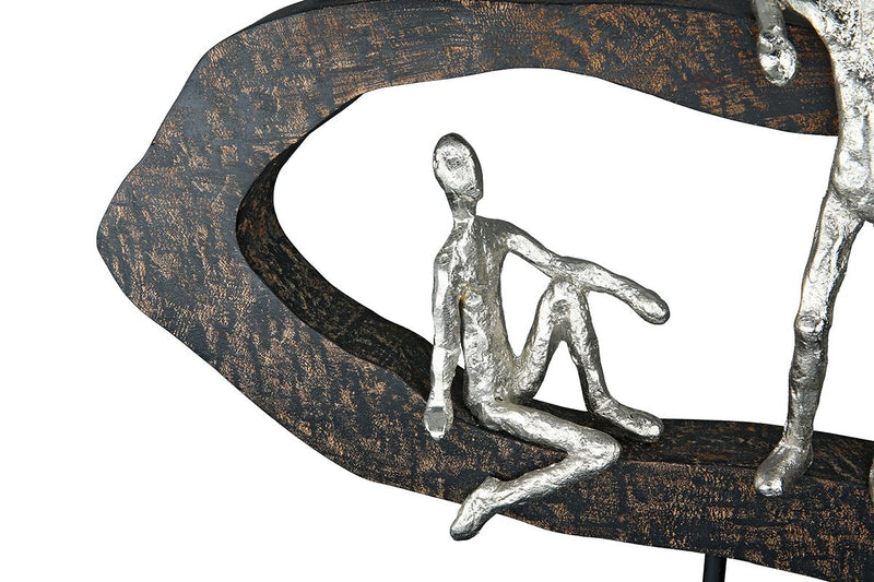Tijdloze vriendschapssculptuur Hang Out - figuren van zwart mangohout en aluminium