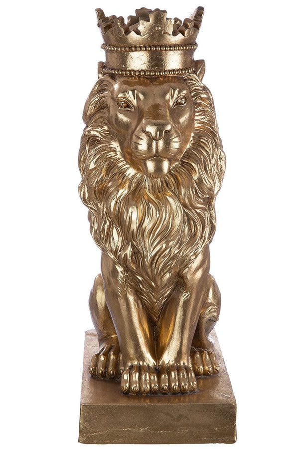 Majestic outdoor presence The handcrafted magnesia sculpture 'Lion' with crown 