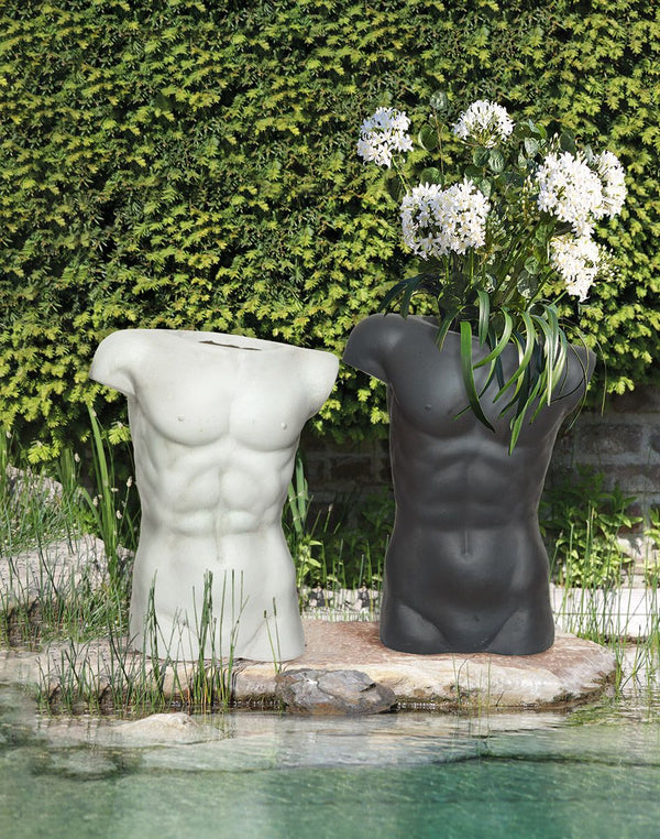 2er Set Pflanzgefäß Torso Männerkörper schwarz und weiß Höhe 59cm für den Außenbereich geeignet