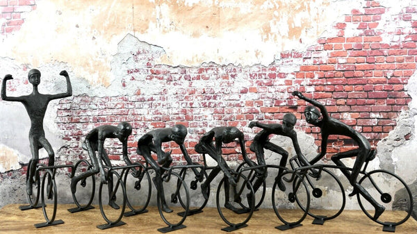 Set van 6 fietsers - Handgemaakte fietsdecoratiefiguur van metaal en poly - Perfect cadeau-idee voor elke motorrijder
